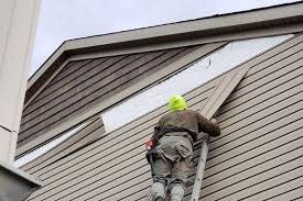 How To Choose The Right Materials for Your Siding Installation in 'Woodburn, IN